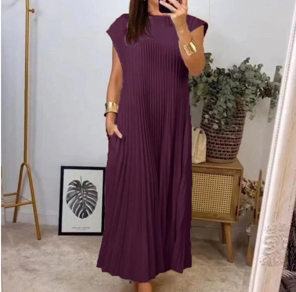Women's pleated dress