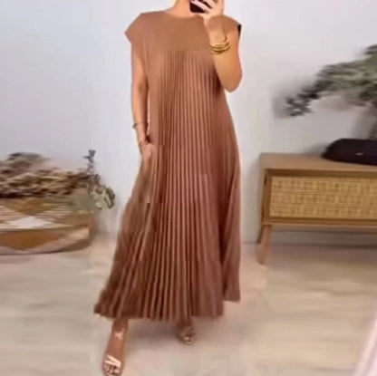 Women's pleated dress